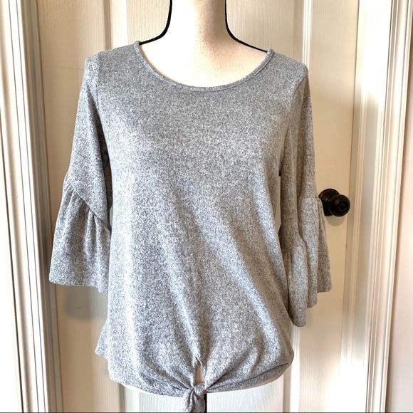 Caution To The Wind Tops - CAUTION TO THE WIND Knot Front Knit Top—SZ. Small